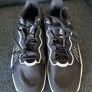 NEW! Nike Men's Fly.by Mid 3 Black/White  size 10.5